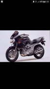 Yamaha TDM 850 ����