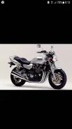 Yamaha XJR 1200 ����