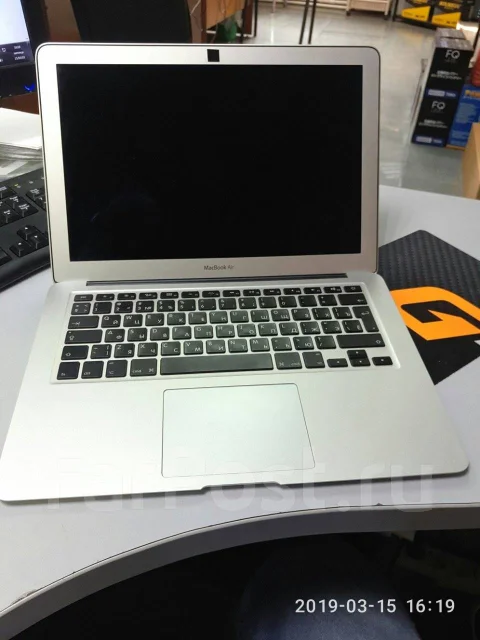 Apple MacBook Air 13 2012 Mid MD232. 13.3", 1,8����, ��� 4 ��, ���� 256���, WiFi: 1, Bluetooth: 1, ����������� �� 4��. ����