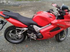 Honda VFR 800F. 800 куб. см., исправен, птс, без пробега