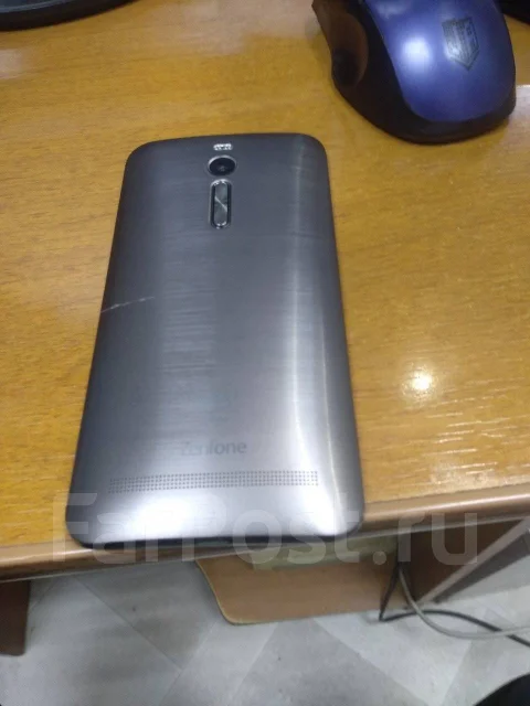 Asus ZenFone 2. �/� ����