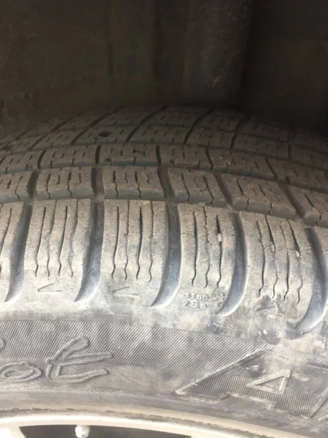 Varro. x17", 5x114.3 ����
