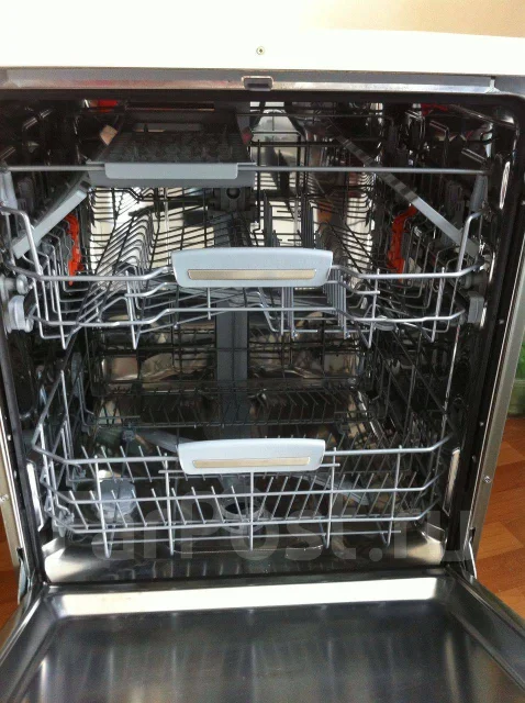 Hotpoint-Ariston ����