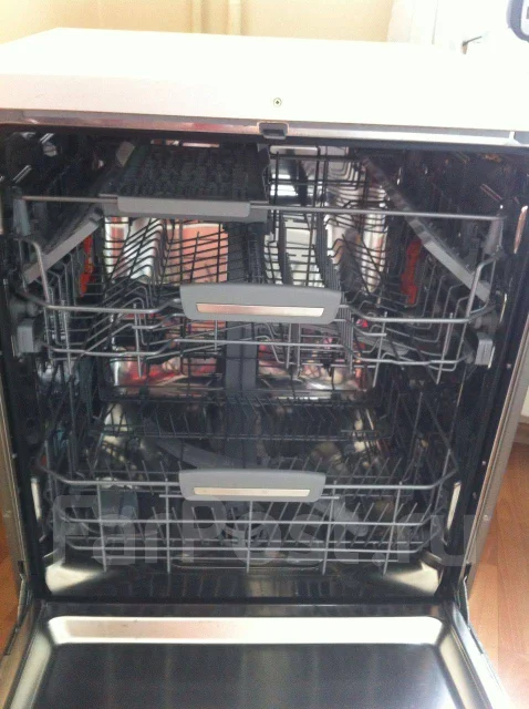 Hotpoint-Ariston ����