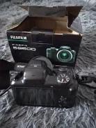 Fujifilm FinePix S8600 ����