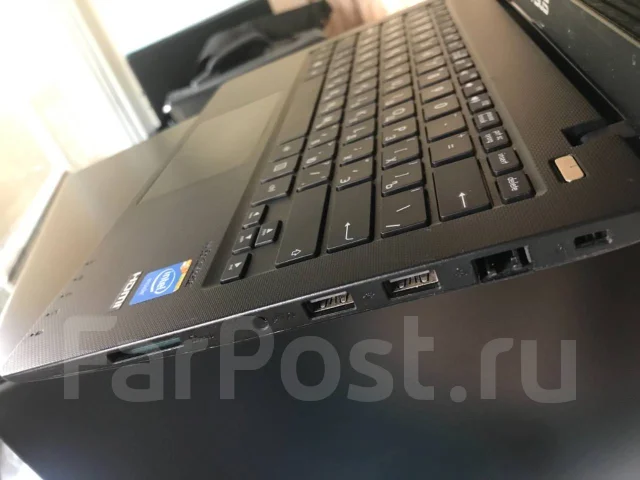 Asus X200MA. 11.6", 2,1����, ��� 4 ��, ���� 250���, WiFi: 1, Bluetooth: 1, ����������� �� 4��. ����