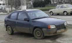 Opel Kadett. W0L000033J5014900 ����