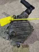 Насос вакуумный. Volvo: V70, V50, XC70, XC60, S80, XC90, S60 Двигатели: D5204T3, D5244T10, D5244T14, D5244T4, D5244T5, D5244T, D5244T2, D5244T7, D5244...