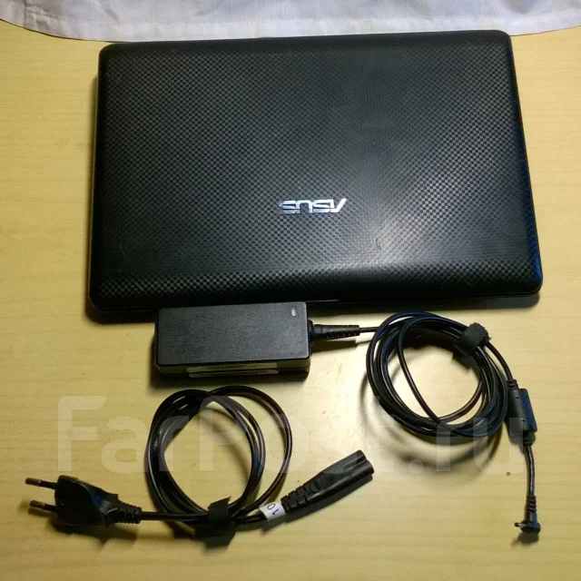 Asus Eee PC 1001P. 10.1", 1,7����, ��� 1024 ��, ���� 160���, WiFi: 1, Bluetooth: 1 ����
