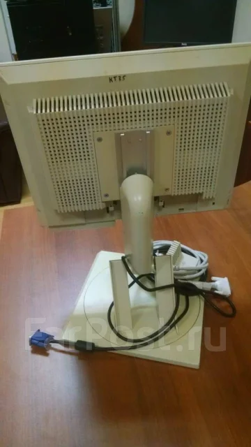 IBM. 15" ����