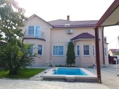 Продается дом в пригороде Анапы 229 кв. м. на 5 сотках. Все комуникации в Анапе Продается дом в пригороде Анапы 229 кв. м. на 5 сотках. Все комуникации. Переулок Тихий 5, р-н Супсех, площадь дома 229,0 кв. м., водопровод, скважина...
