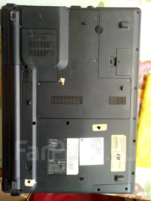 Fujitsu Siemens Amilo. 15.4", 1,7����, ��� 1024 ��, ���� 160���, WiFi: 1, Bluetooth: 1, ����������� �� 3��. ����