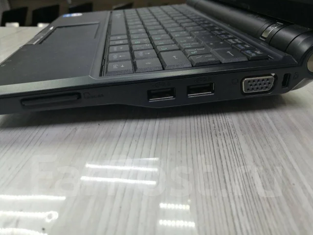Asus Eee PC 900. ��� 1024 �� ����