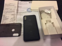 Xiaomi Mi A2. �/�, 32 ��, ������, 4G LTE ����