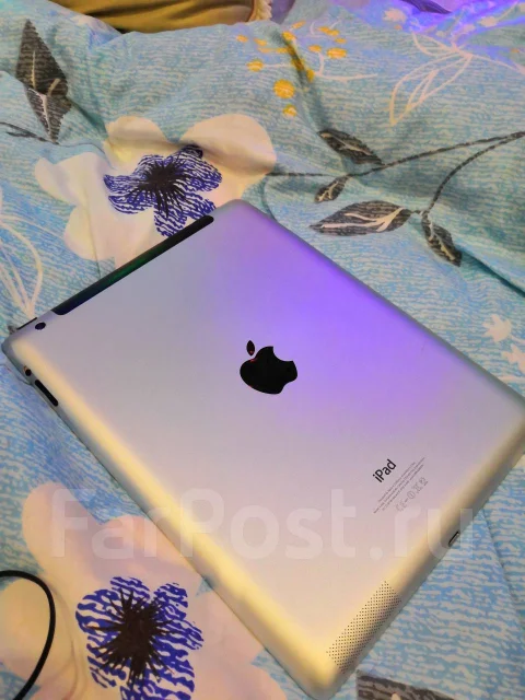Apple iPad 4 ����