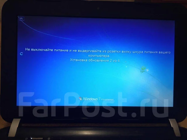 HP Mini 200. 10.1", 1,6����, ��� 2048 ��, ���� 320���, WiFi: 1, Bluetooth: 1, ����������� �� 4 910��. ����
