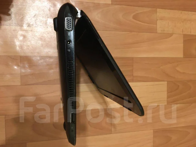 HP Mini 200. 10.1", 1,6����, ��� 2048 ��, ���� 320���, WiFi: 1, Bluetooth: 1, ����������� �� 4 910��. ����