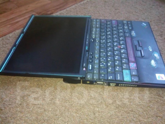IBM ThinkPad. 1,6����, ��� 1024 ��, ���� 56���, WiFi: 1, Bluetooth: 1, ����������� �� 7��. ����
