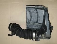 Корпус воздушного фильтра. Renault Megane, BZ00, BZ06, BZ0B, BZ0C, BZ0D, BZ0F, BZ0G, BZ0H, BZ0J, BZ0K, BZ0L, BZ0N, BZ0U, BZ12, BZ16, DZ, DZ00, DZ03, D...