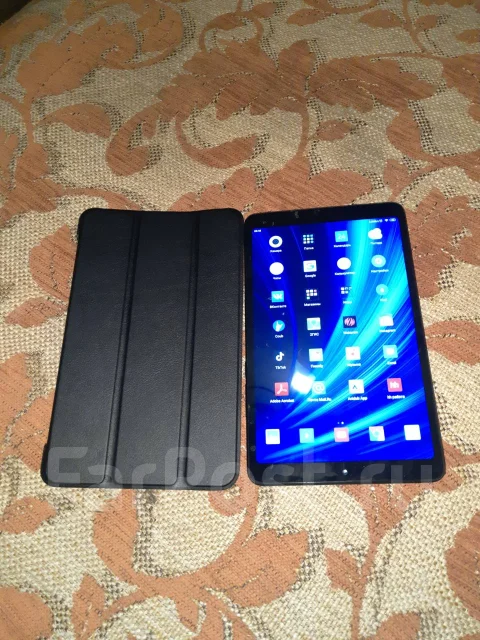 Xiaomi MiPad 4 ����