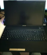Samsung 305V5A. 15.6", 2,2����, ��� 6 ��, ���� 500���, WiFi, Bluetooth, ����������� �� 4��. ����