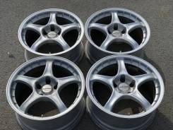 Advan Racing RCIII. 8.0x17", 5x114.30, ET33, ЦО 73,0 мм.