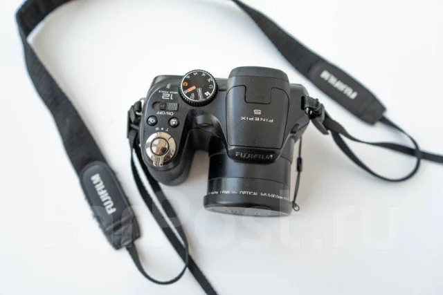 Fujifilm FinePix S2500HD. 10 - 14.9 ��, ���: 14� � ����� ����