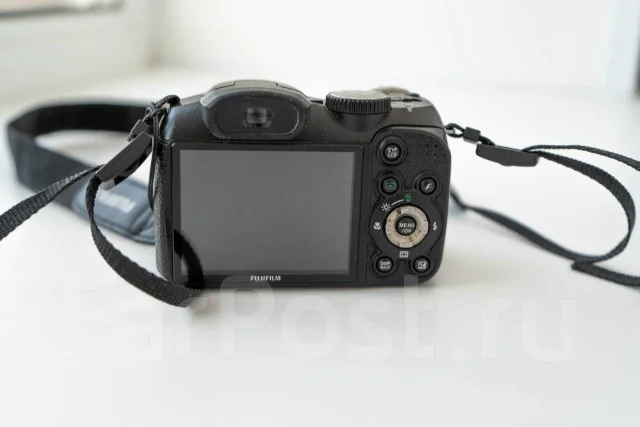 Fujifilm FinePix S2500HD. 10 - 14.9 ��, ���: 14� � ����� ����