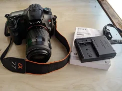Sony Alpha SLT-A77 ����