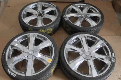 Dolce Wheels. 7.5x20", 4x114.3, 5x114.3, ET43, �� 73���. ����