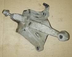 Кронштейн кпп. Renault Megane, BZ00, BZ06, BZ0B, BZ0C, BZ0D, BZ0F, BZ0G, BZ0H, BZ0J, BZ0K, BZ0L, BZ0N, BZ0U, BZ12, BZ16, DZ, DZ00, DZ03, DZ0B, DZ0D, D...