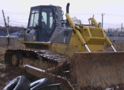 Komatsu D65PX. -12, 8 300 куб. см., 21 000 кг.