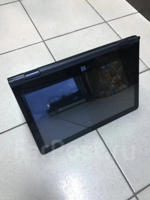 Prestigio. 13.3", 1,4����, ��� 2048 ��, ���� 32���, WiFi: 1, Bluetooth: 1, ����������� �� 7��. ����
