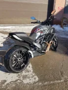 Ducati Diavel. 1 200����. ��., ��������, ��� ���, � �������� ����