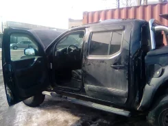 Nissan Navara ����