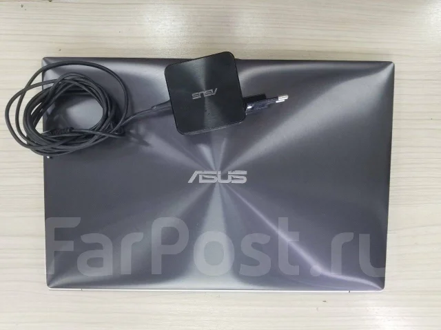 Asus ZenBook UX31E. 13", ��� 4 ��, ���� 250���, WiFi: 1, Bluetooth: 1, ����������� �� 8��. ����