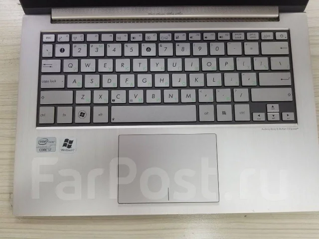 Asus ZenBook UX31E. 13", ��� 4 ��, ���� 250���, WiFi: 1, Bluetooth: 1, ����������� �� 8��. ����