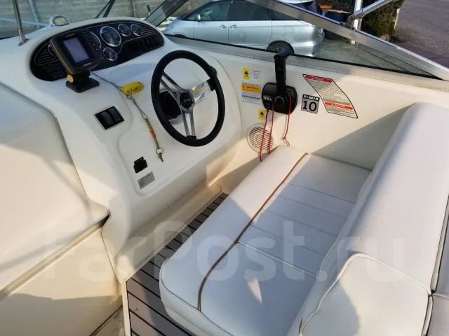 Searay Sundancer. 2000 ���, ����� 8��., ��������� ������������, 230��.�., ������. ��� ����� �� ������������ ����