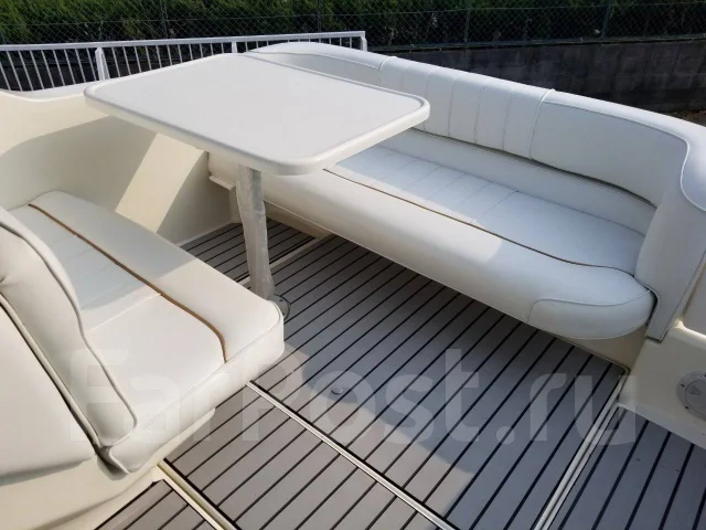 Searay Sundancer. 2000 ���, ����� 8��., ��������� ������������, 230��.�., ������. ��� ����� �� ������������ ����