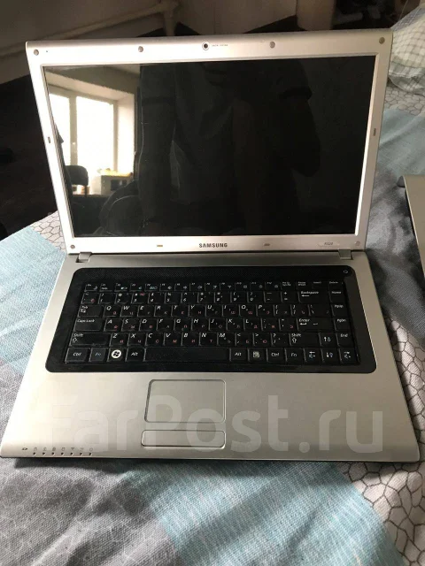 Samsung R520. ��� 4 ��, Bluetooth: 1 ����