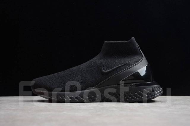 Nike flyknit react triple black online