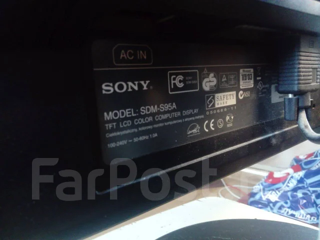 Sony. 19" ����