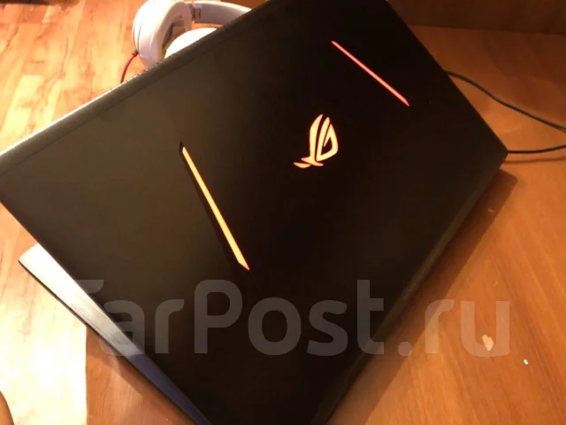 Asus ROG. 17.3", 2,7����, ��� 8 ��, ���� 1 000���, WiFi: 1, Bluetooth: 1, ����������� �� 4��. ����
