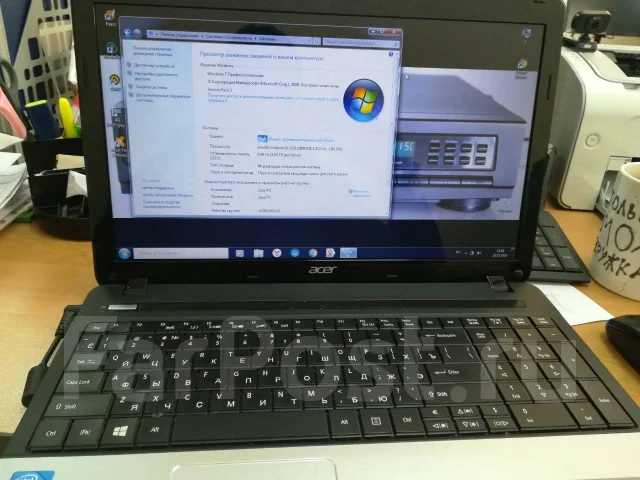 Acer Aspire E1-531. 15.6", 1,8����, ��� 4 ��, ���� 350���, WiFi: 1, Bluetooth: 1, ����������� �� 1��. ����