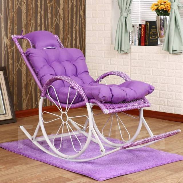 Кресло качалка в уюте