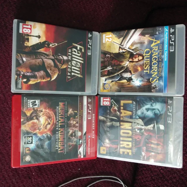 Sony PlayStation 3 Slim ����