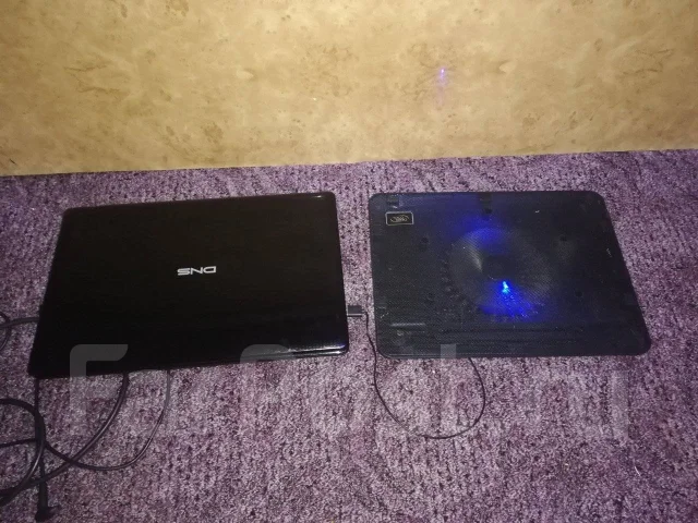 DNS. 15.6", 2 500����, ��� 4 ��, ���� 1 000���, WiFi: 1, Bluetooth: 1, ����������� �� 3��. ����