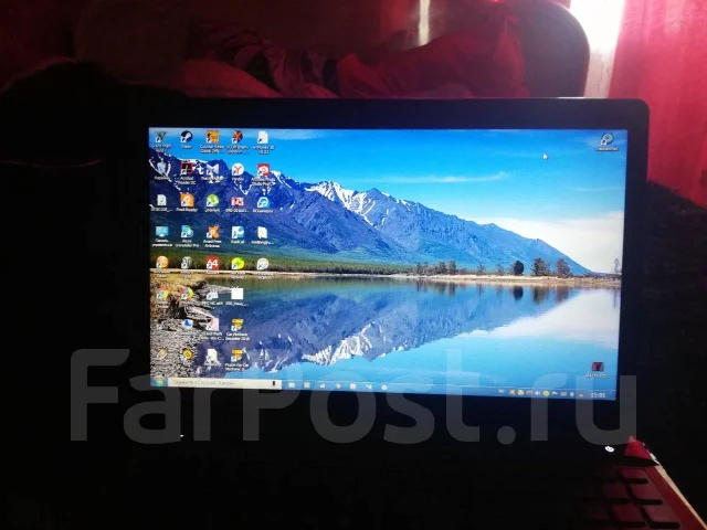 DNS. 15.6", 2 500����, ��� 4 ��, ���� 1 000���, WiFi: 1, Bluetooth: 1, ����������� �� 3��. ����