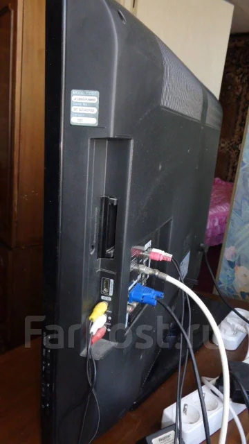 Samsung LE32B530P7W. LED ����