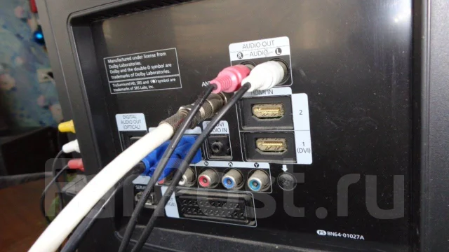 Samsung LE32B530P7W. LED ����